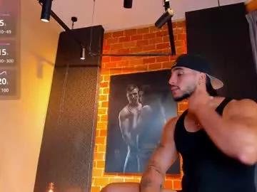 cam to cam sexiness with Girls streamers. Explore the newest collection of intense camshows from our capable horny hosts.