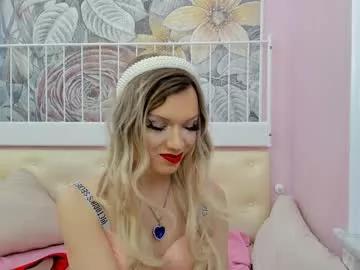 cam to cam sexiness with Girls streamers. Explore the newest collection of intense camshows from our capable horny hosts.
