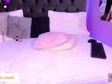cam to cam sexiness with Girls streamers. Explore the newest collection of intense camshows from our capable horny hosts.