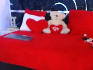 cam to cam sexiness with Girls streamers. Explore the newest collection of intense camshows from our capable horny hosts.