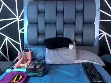 cam to cam sexiness with Girls streamers. Explore the newest collection of intense camshows from our capable horny hosts.