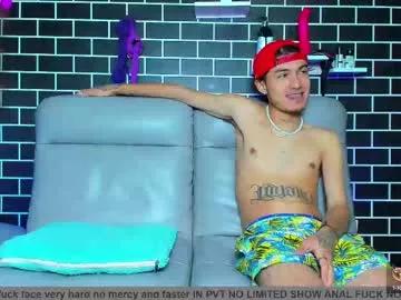 cam to cam sexiness with Girls streamers. Explore the newest collection of intense camshows from our capable horny hosts.