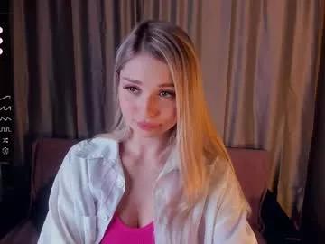 cam to cam sexiness with Girls streamers. Explore the newest collection of intense camshows from our capable horny hosts.