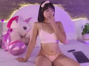 cam to cam sexiness with Girls streamers. Explore the newest collection of intense camshows from our capable horny hosts.