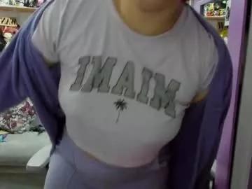 cam to cam sexiness with Girls streamers. Explore the newest collection of intense camshows from our capable horny hosts.