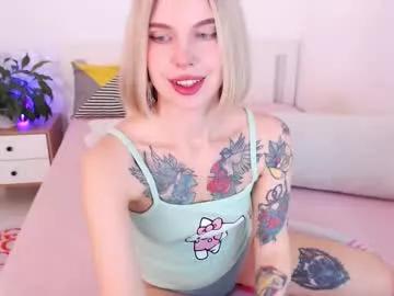 cam to cam sexiness with Girls streamers. Explore the newest collection of intense camshows from our capable horny hosts.
