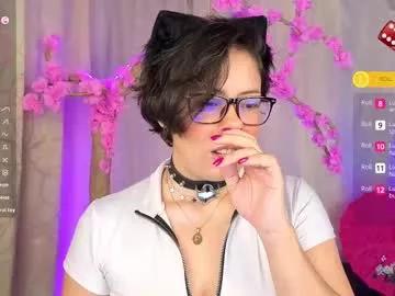 cam to cam sexiness with Girls streamers. Explore the newest collection of intense camshows from our capable horny hosts.