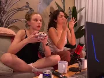 cam to cam sexiness with Girls streamers. Explore the newest collection of intense camshows from our capable horny hosts.