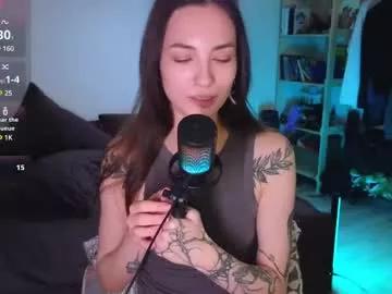 cam to cam sexiness with Girls streamers. Explore the newest collection of intense camshows from our capable horny hosts.