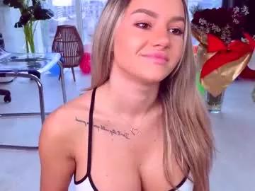 Try our fetish cam hosts exhibit their seasoned live exhibitions where they strip, and orgasm for your joy.