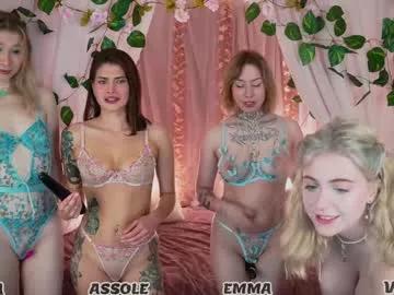 cam to cam sexiness with Girls streamers. Explore the newest collection of intense camshows from our capable horny hosts.