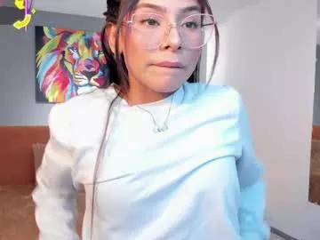 cam to cam sexiness with Girls streamers. Explore the newest collection of intense camshows from our capable horny hosts.