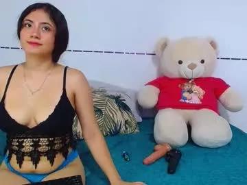 cam to cam sexiness with Girls streamers. Explore the newest collection of intense camshows from our capable horny hosts.