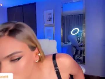 cam to cam sexiness with Girls streamers. Explore the newest collection of intense camshows from our capable horny hosts.