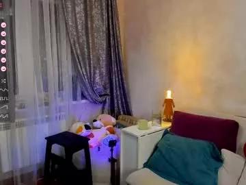 cam to cam sexiness with Girls streamers. Explore the newest collection of intense camshows from our capable horny hosts.