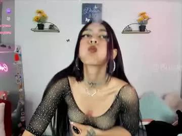 cam to cam sexiness with Girls streamers. Explore the newest collection of intense camshows from our capable horny hosts.