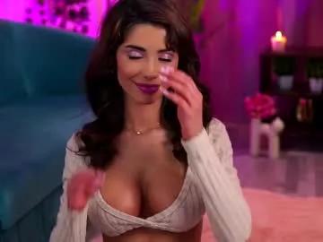 cam to cam sexiness with Girls streamers. Explore the newest collection of intense camshows from our capable horny hosts.