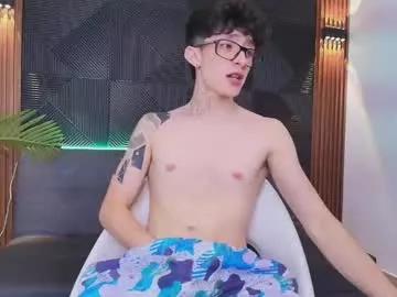 cam to cam sexiness with Girls streamers. Explore the newest collection of intense camshows from our capable horny hosts.