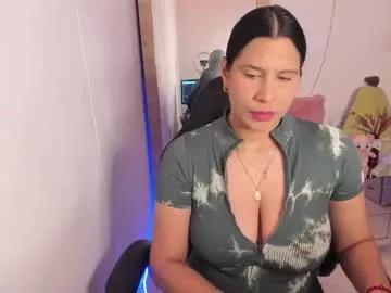 cam to cam sexiness with Girls streamers. Explore the newest collection of intense camshows from our capable horny hosts.