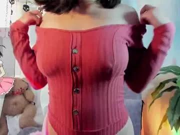 cam to cam sexiness with Girls streamers. Explore the newest collection of intense camshows from our capable horny hosts.