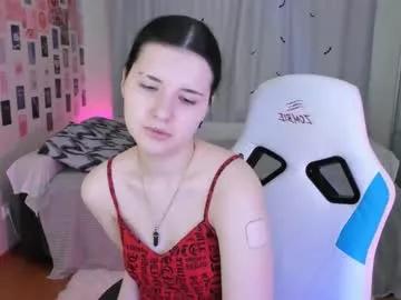 cam to cam sexiness with Girls streamers. Explore the newest collection of intense camshows from our capable horny hosts.
