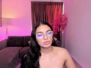 cam to cam sexiness with Girls streamers. Explore the newest collection of intense camshows from our capable horny hosts.