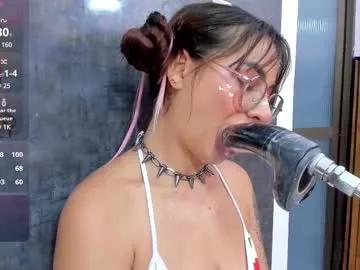 cam to cam sexiness with Girls streamers. Explore the newest collection of intense camshows from our capable horny hosts.