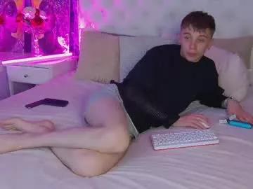 cam to cam sexiness with Girls streamers. Explore the newest collection of intense camshows from our capable horny hosts.