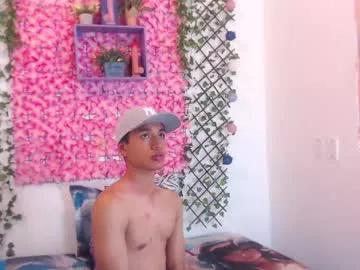 cam to cam sexiness with Girls streamers. Explore the newest collection of intense camshows from our capable horny hosts.