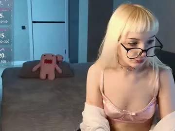 cam to cam sexiness with Girls streamers. Explore the newest collection of intense camshows from our capable horny hosts.