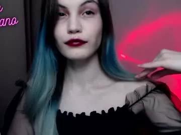 cam to cam sexiness with Girls streamers. Explore the newest collection of intense camshows from our capable horny hosts.