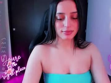cam to cam sexiness with Girls streamers. Explore the newest collection of intense camshows from our capable horny hosts.