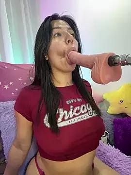 _antonella_dreamss from StripChat is Freechat
