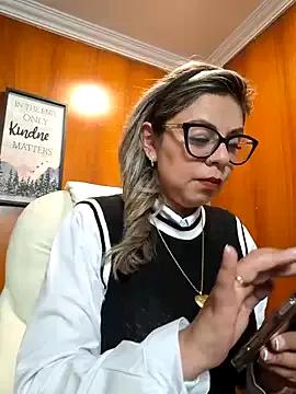Photos of _Cata-Office1 from StripChat is Freechat