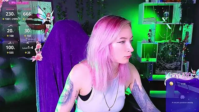 cam to cam sexiness with Girls streamers. Explore the newest collection of intense camshows from our capable horny hosts.