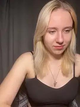 _sweet_angel_girl from StripChat is Freechat