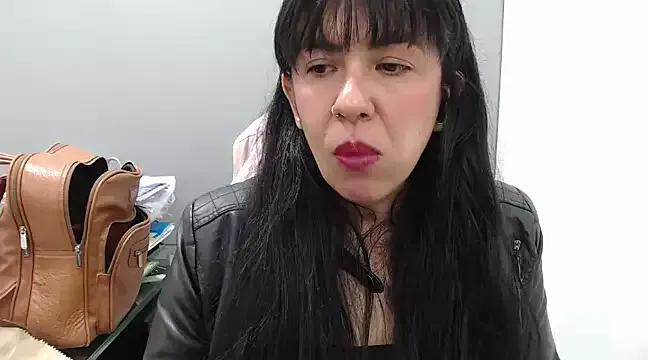 cam to cam sexiness with Girls streamers. Explore the newest collection of intense camshows from our capable horny hosts.