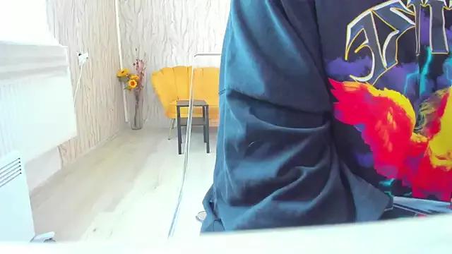 AishaRouhi from StripChat is Freechat
