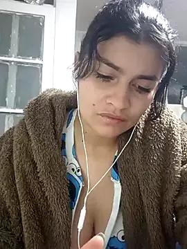 AlanaHotxx from StripChat is Freechat