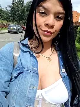alexaa_04 from StripChat is Freechat
