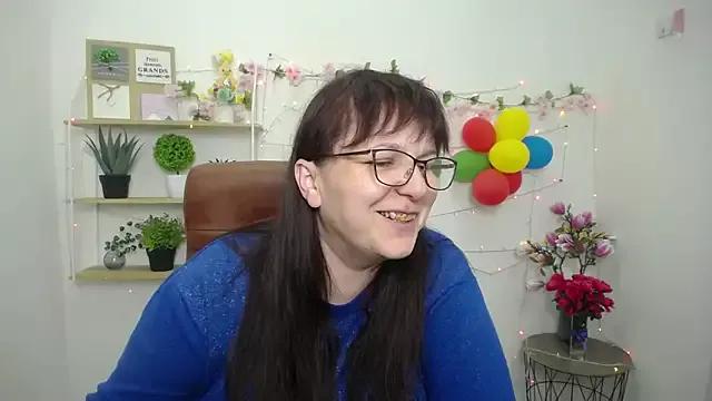 AliceInksSweetty from StripChat is Freechat