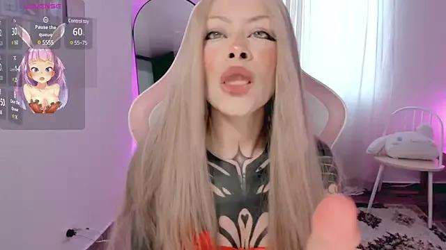 AlinaLukyanova from StripChat is Freechat