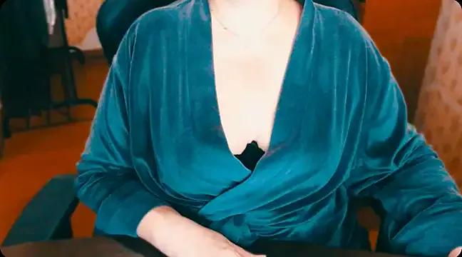 cam to cam sexiness with Girls streamers. Explore the newest collection of intense camshows from our capable horny hosts.