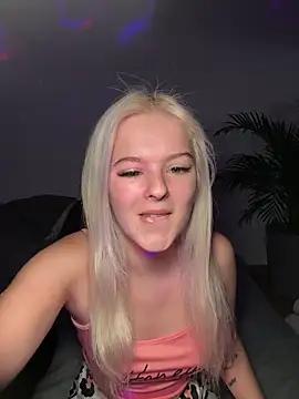 cam to cam sexiness with Girls streamers. Explore the newest collection of intense camshows from our capable horny hosts.