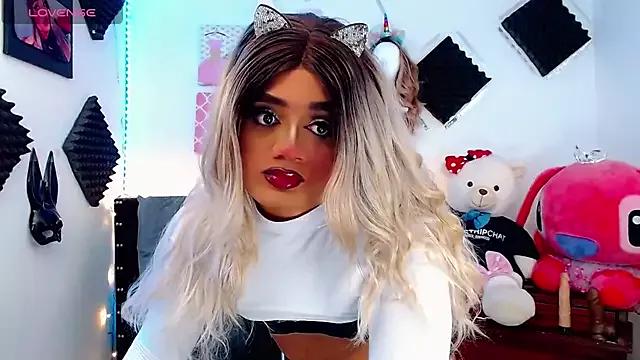 cam to cam sexiness with Girls streamers. Explore the newest collection of intense camshows from our capable horny hosts.