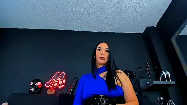 cam to cam sexiness with Girls streamers. Explore the newest collection of intense camshows from our capable horny hosts.