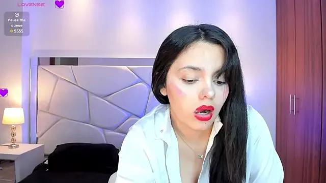 amelia_cherry from StripChat is Freechat