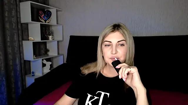 cam to cam sexiness with Girls streamers. Explore the newest collection of intense camshows from our capable horny hosts.