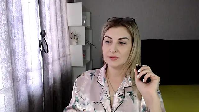 cam to cam sexiness with Girls streamers. Explore the newest collection of intense camshows from our capable horny hosts.