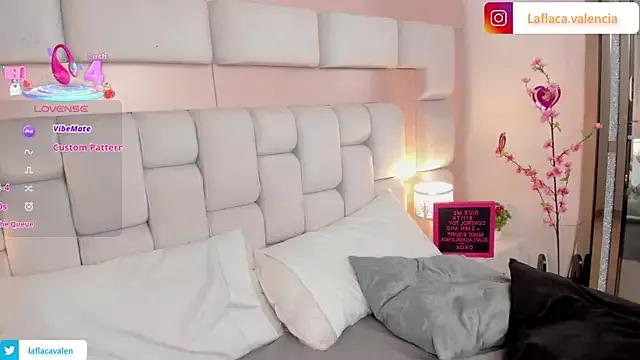 cam to cam sexiness with Girls streamers. Explore the newest collection of intense camshows from our capable horny hosts.